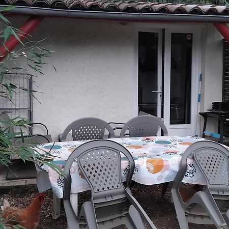 Maisonnette Pour Detente Ou Travail Saint-Aubin-de-Nabirat Εξωτερικό φωτογραφία