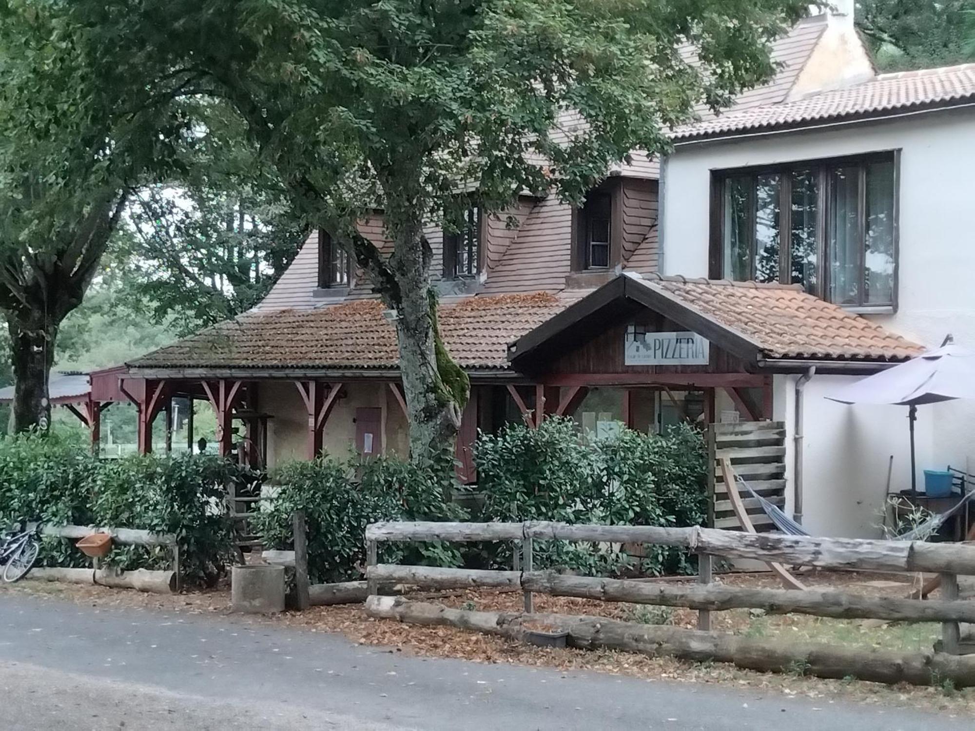Maisonnette Pour Detente Ou Travail Saint-Aubin-de-Nabirat Εξωτερικό φωτογραφία